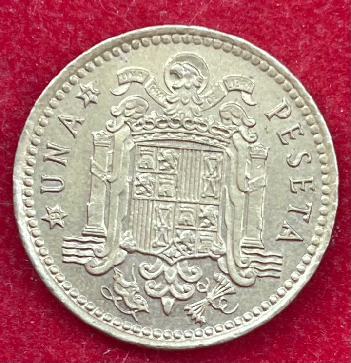 Spain 1966 (star date not legible) 1 Peseta KM-781 Circulated World Coin Item Shown — back