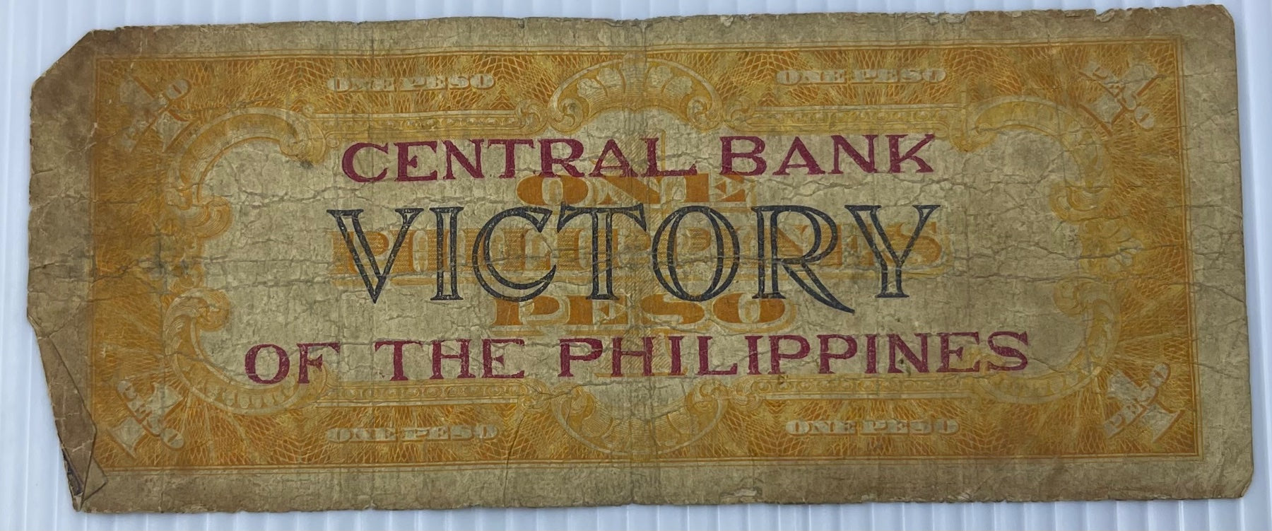 Philippines Victory Series No. 66 (c. 1949) 1 Peso P-111 Circulated World Banknote Note Shown — back